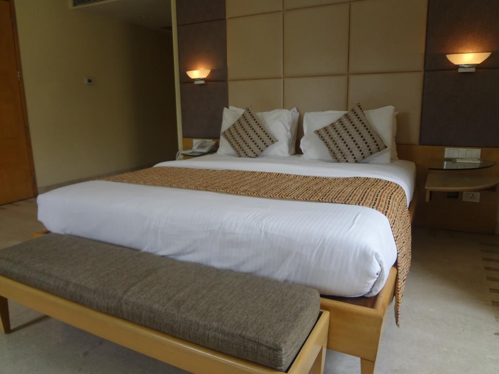 Ascot Hotel Bombaim Exterior foto